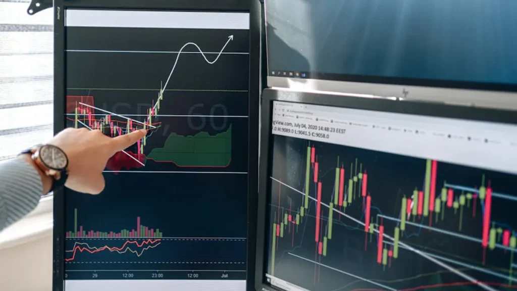 High Risk Merchant Account at HighRiskPay.com vs Traditional Processors