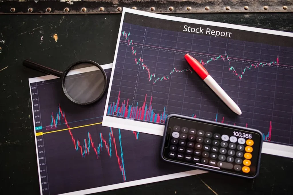 SERP Volatility: How to Track Google Ranking Swings